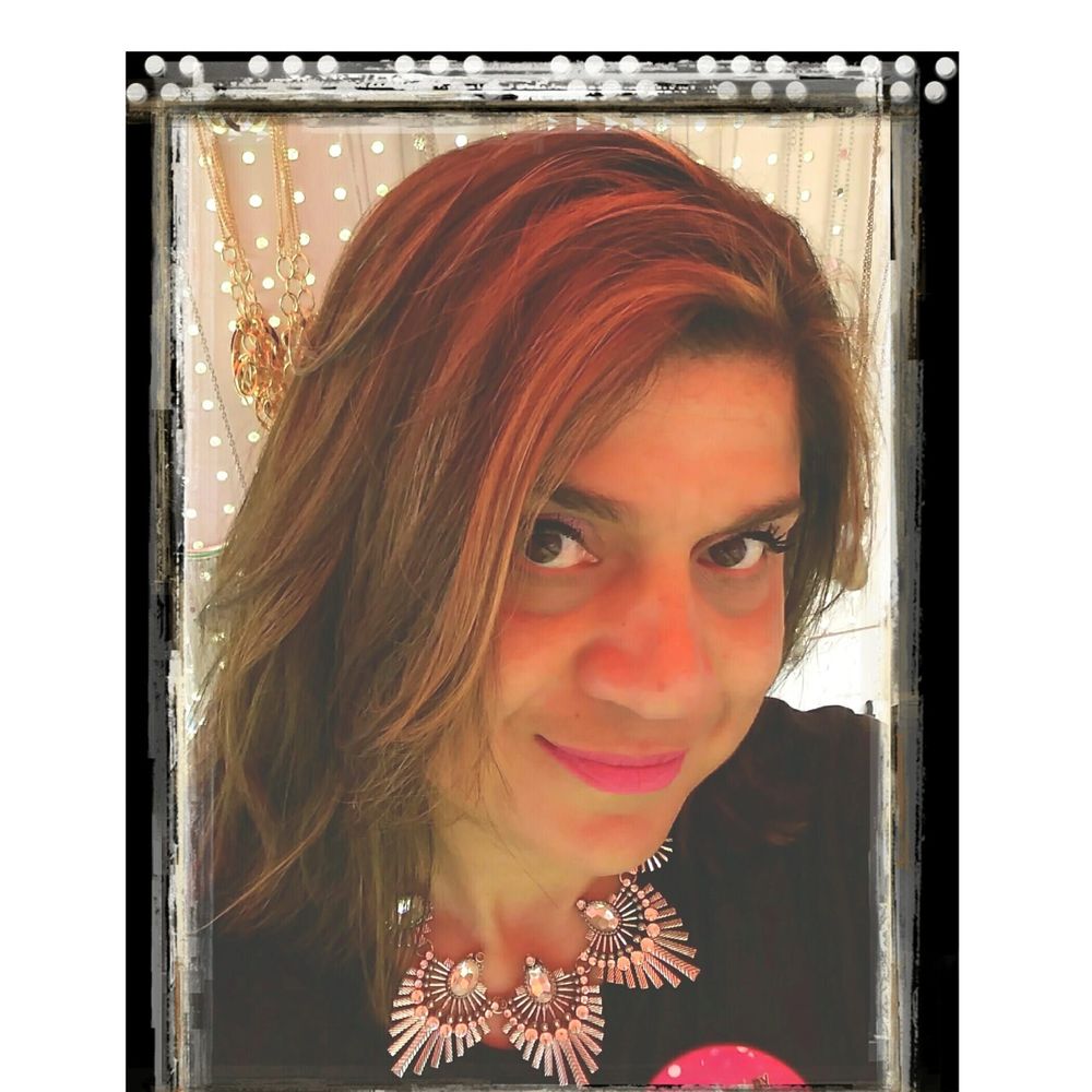 Meet your Posher, Liza